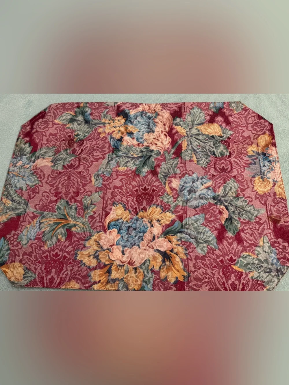 Floral Jacquard Placemat in Deep Burgundy